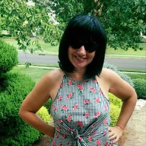 Meet your Posher, Ella